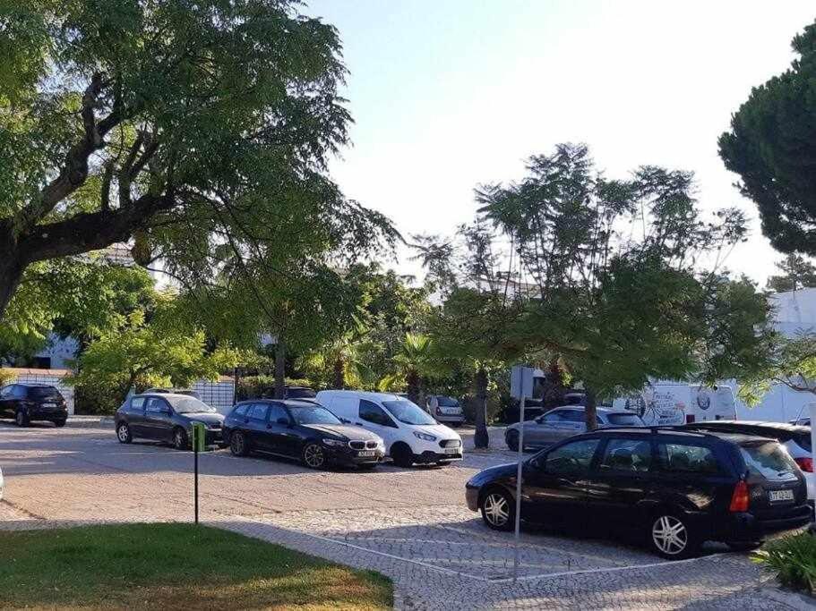 Green House By Fhr Estacionamento E Wifi Куартейра Екстериор снимка